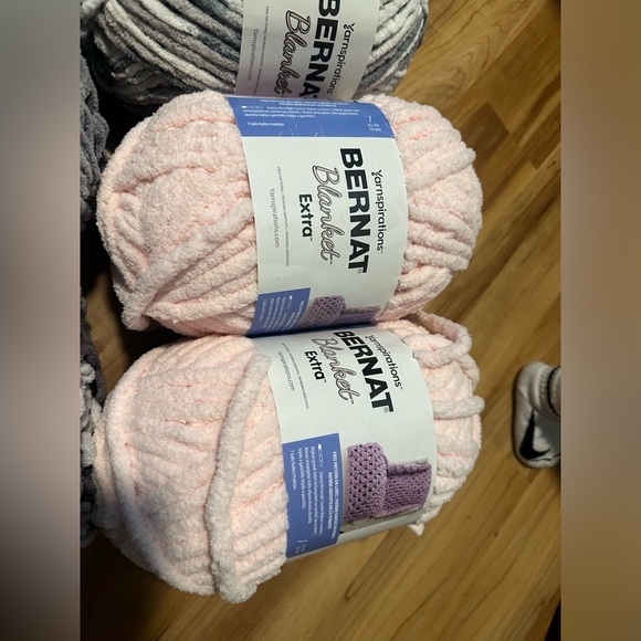 Yarn - Picture 4 of 6